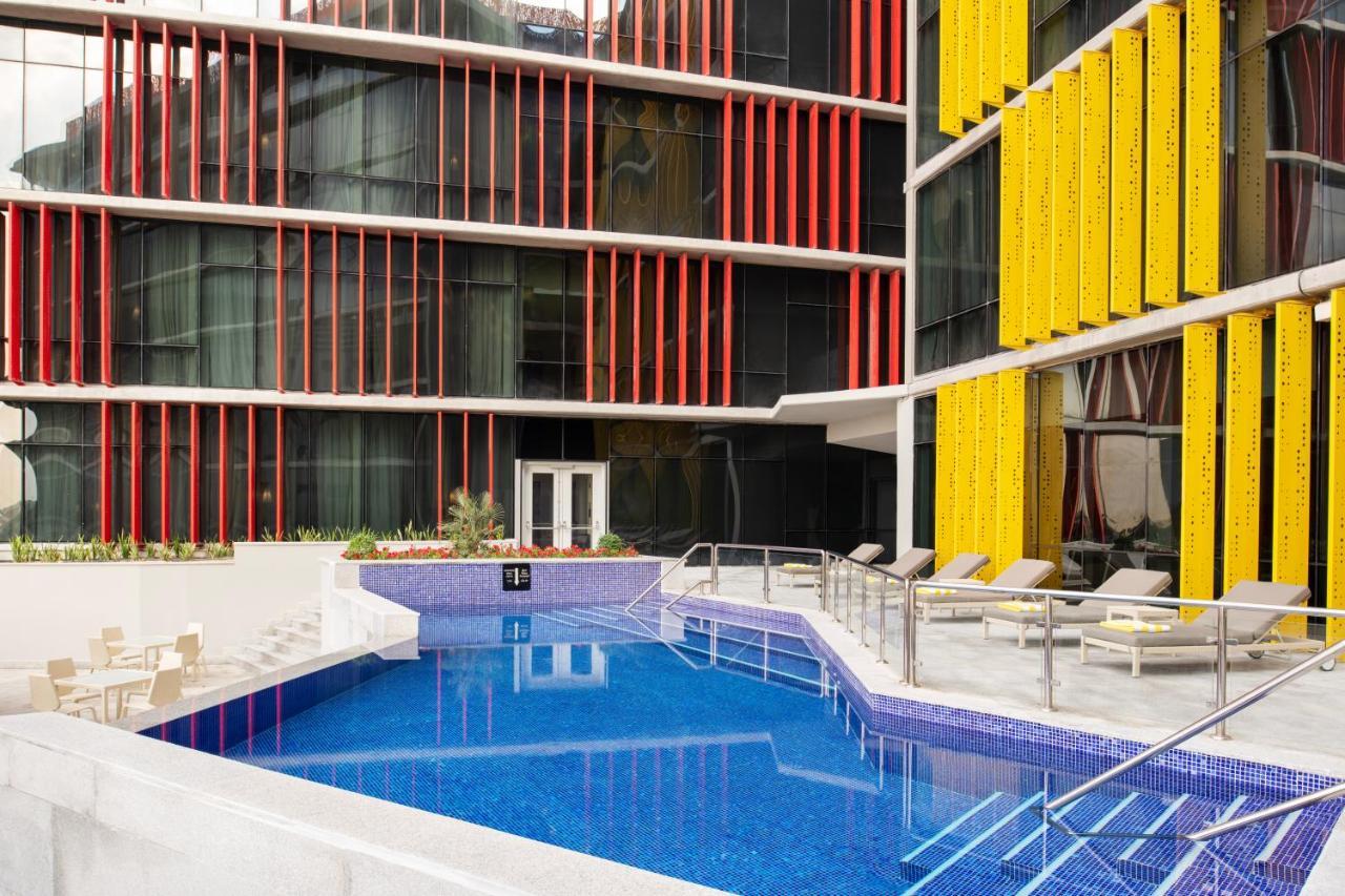 Ibis Doha Hotell Exteriör bild