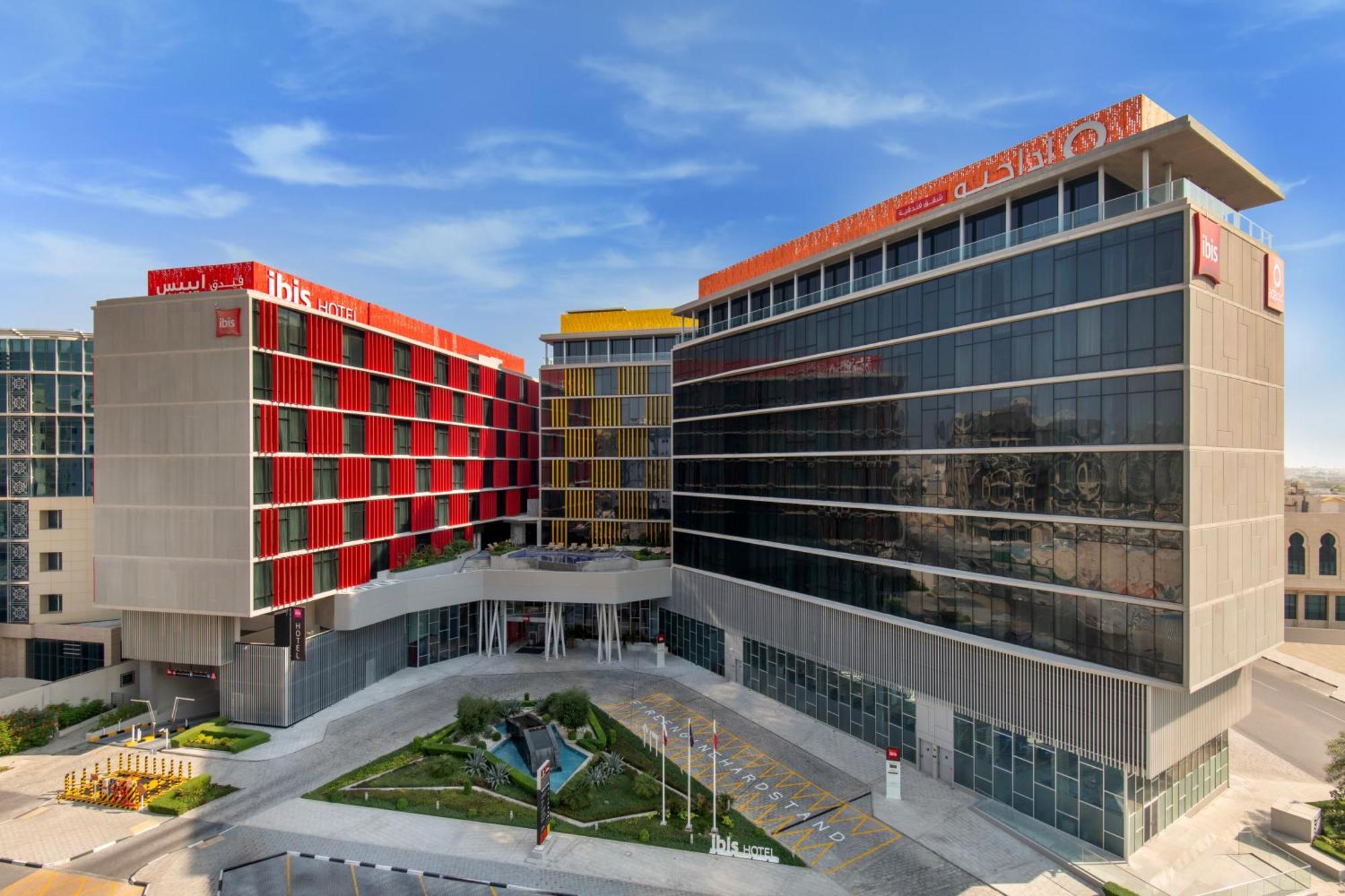Ibis Doha Hotell Exteriör bild